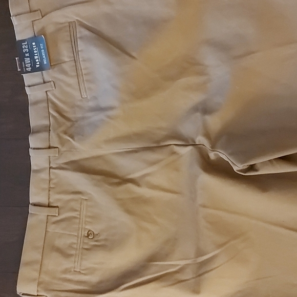 Van Heusen Mens Tan Flat Front Tan Khakis - Picture 3 of 5